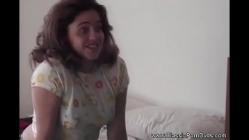 Erotik Retro Canavarı Serbest Bırak